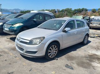 Faro izq opel astra h berlina 1.7 16v cdti 1747026