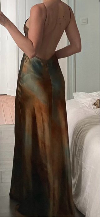 Vestido largo satinado sin estrenar