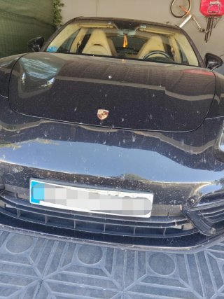 *Limpieza profesional de coches y muebles