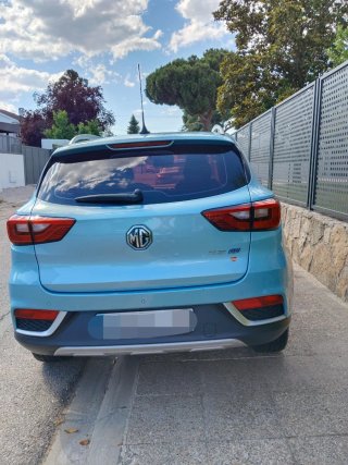 *Limpieza profesional de coches y muebles