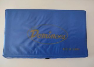 Juego de Dominó con Estuche Azul.made in Taiwán