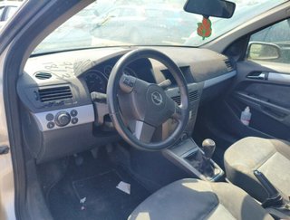 Opel 1747024 1eg27037002 faro astra h 1.7 16v cdti