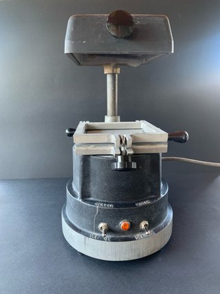 Vendo maquinaria de laboratorio dental