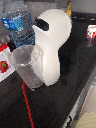 Cafetera Dolce Gusto Blanca