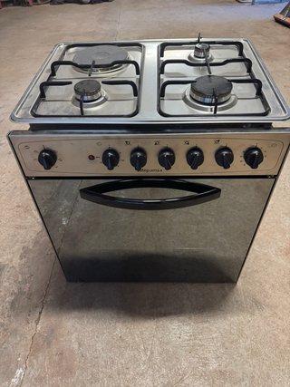 Cocina y horno gas butano/eléctrico