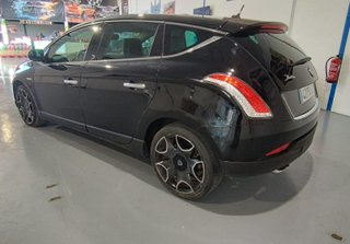 Lancia Delta 2009