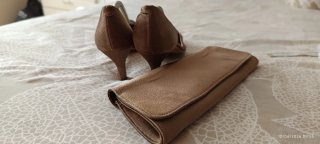 Zapatos fiesta raso dorado talla 40