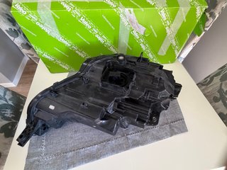 Faro LED Izquierdo Audi A3 Valeo 8Y0941033