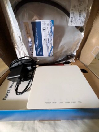 Router Fritz!Box 7530AX + ONT EG8120L