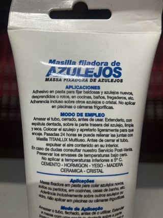 Masilla fijadora azulejos interior Titanlux