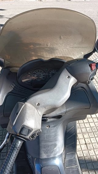 Piaggio X8 125cc Gris