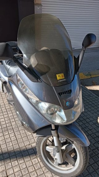 Piaggio X8 125cc Gris