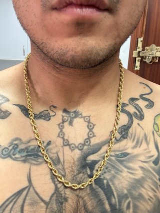 Cadena de oro estilo cordón 18 kilates , 13,03 g