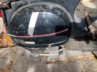 Vespa 125 Negra Scooter