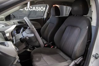 Chevrolet Aveo 1.2I 82CV