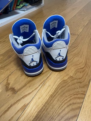 Jordan 3 Azul Blanco