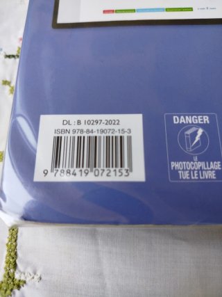 ISBNs 9788419072153 y 9788419072139