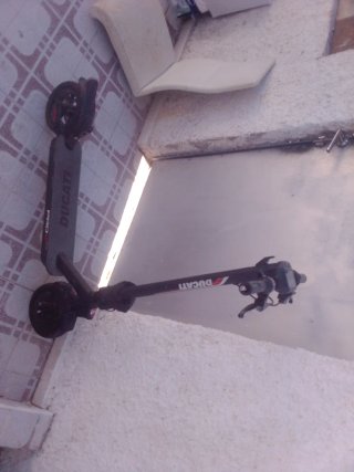 Patín Eléctrico Ducati PRO