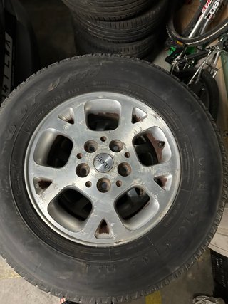 Juego 4 Llantas Jeep R16