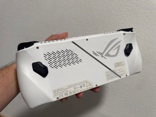 Console portatile Asus Rog Ally in bianco