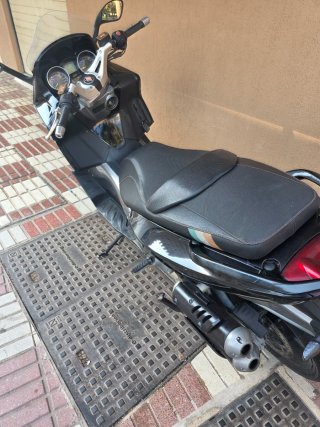 Gilera GP 800 Negra