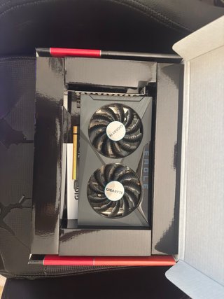 Gigabyte RX 6500 XT 4GB Tarjeta Gráfica