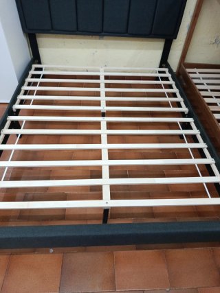 Base de cama tapizada con cabezal 150x190