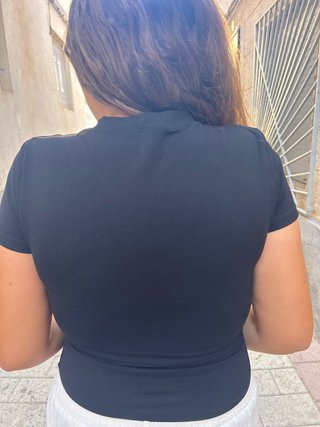Camiseta Zara Negra Manga Corta
