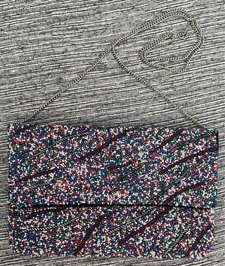 Bolso con pedrería