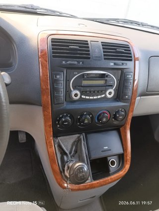 KIA Carnival 2004
