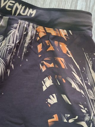 Pantalón Venum Tiger de lucha