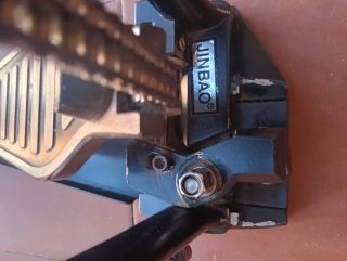 Pedal de bombo para batería