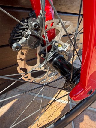 Bicicleta Pinarello Paris Roja