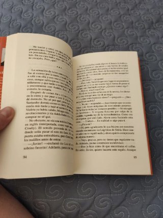 El círculo escarlata