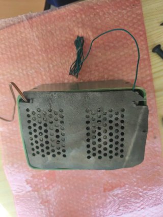 Radio miniatura de válvulas años 50