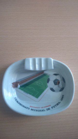Cenicero Mundial Fútbol España 1982.
