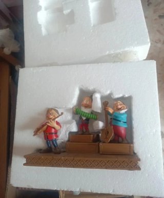 Figura enanitos Blancanieves