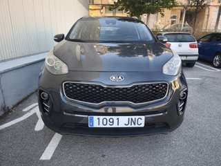 KIA Sportage 2016. 1 solo propietario. pegatina C