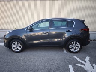 KIA Sportage 2016. 1 solo propietario. pegatina C