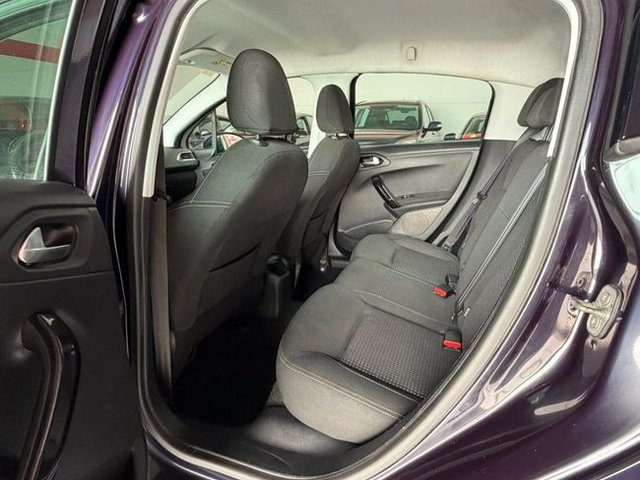 Peugeot 208 208 5p Allure 1.6 BlueHDi 100