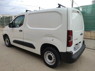 Peugeot Partner 2021