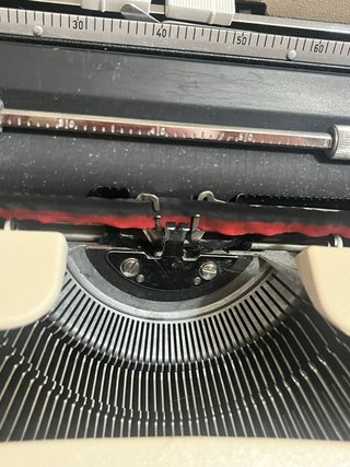 Máquina de escribir Olivetti Lettera 35