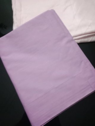 Juego de sábanas rosa y lila