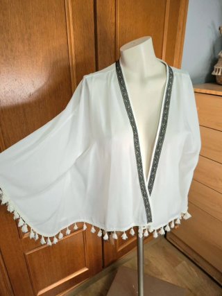 Chaqueta Boho Tipo Kimono,con flecos