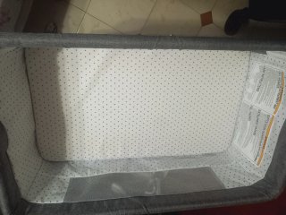 Cuna colecho gris con ruedas