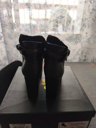 Botines Verona tacón negros talla 36