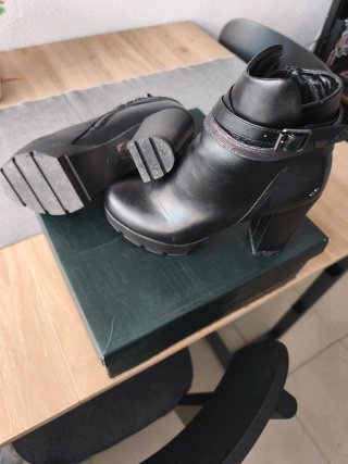 Botines Verona tacón negros talla 36