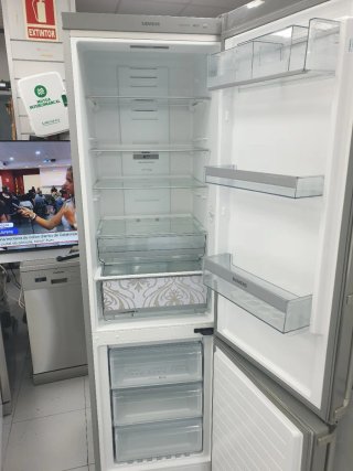 Nevera Siemens 2m por 60cm