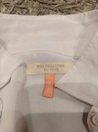 Camisa blanca transparente