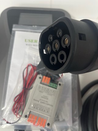 Cargador VE con control dinámico de potencia wifi